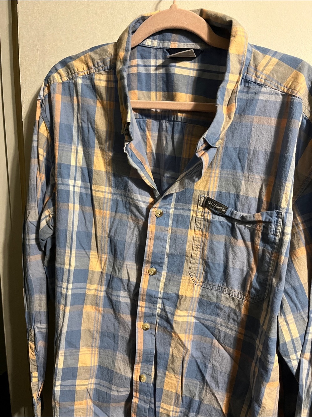 Columbia Men’s Blue and Yellow Plaid Long-Sleeve Button-Down Shirt